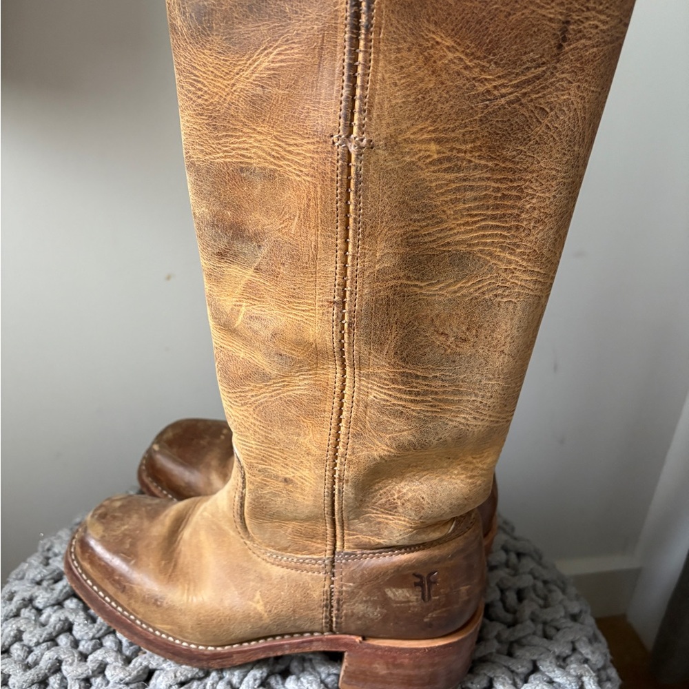 Frye Tan Leather Interior